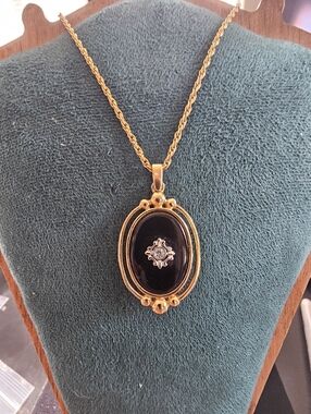 Vintage Avon Necklace